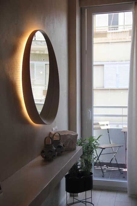 Apo-Zachari Elegant Apartment Lárisa Eksteriør bilde