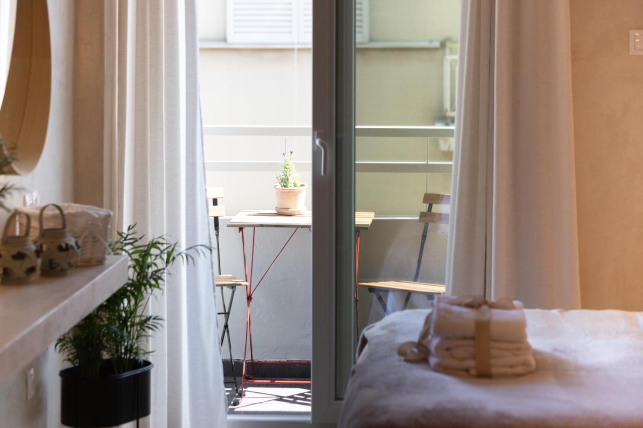 Apo-Zachari Elegant Apartment Lárisa Eksteriør bilde
