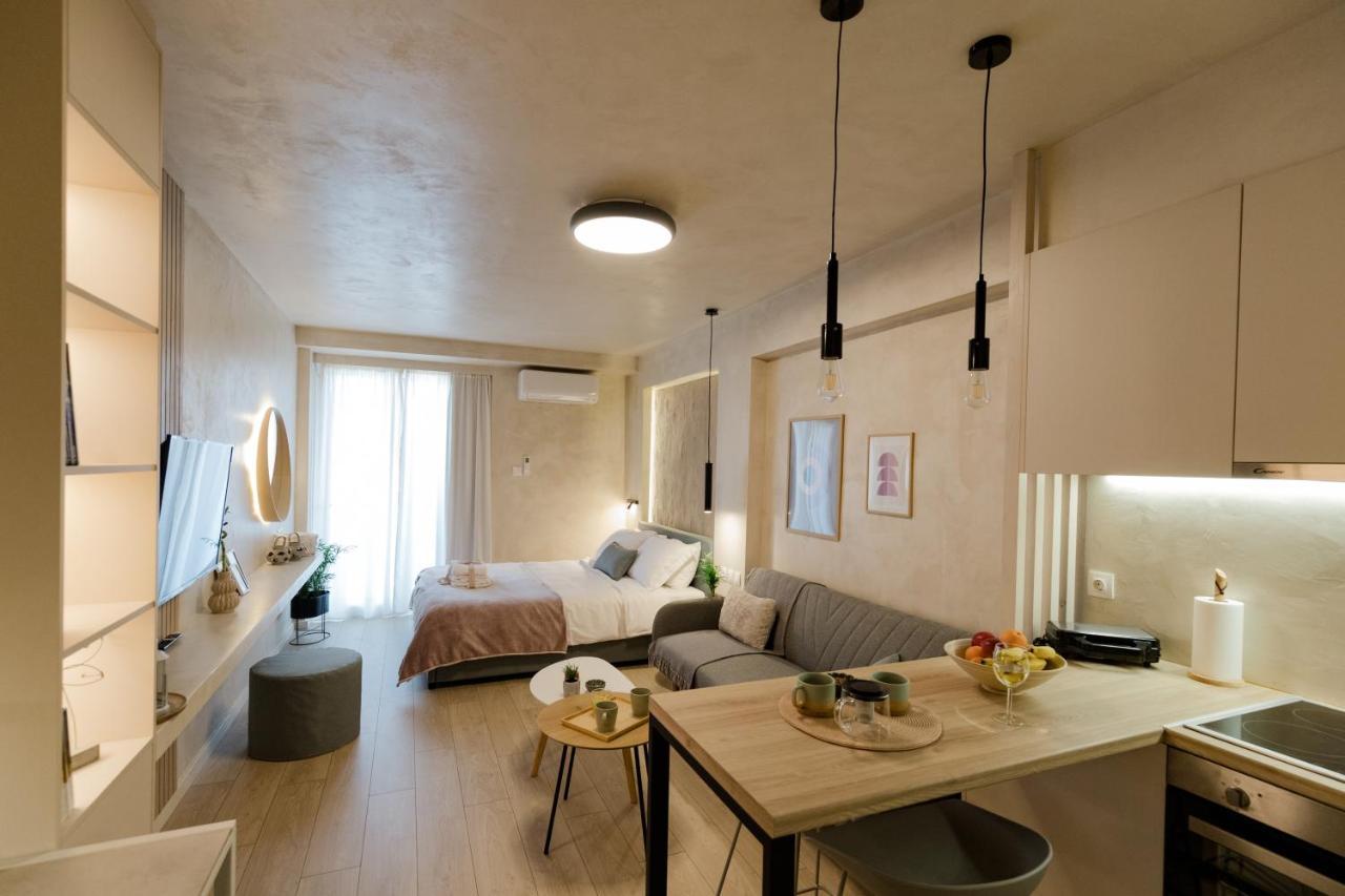 Apo-Zachari Elegant Apartment Lárisa Eksteriør bilde