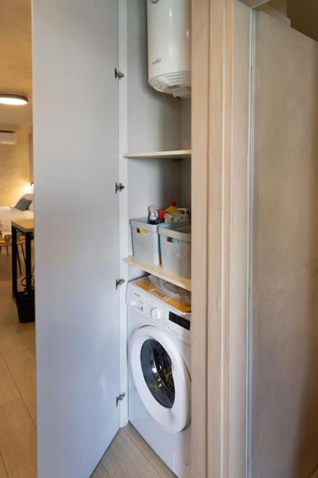 Apo-Zachari Elegant Apartment Lárisa Eksteriør bilde