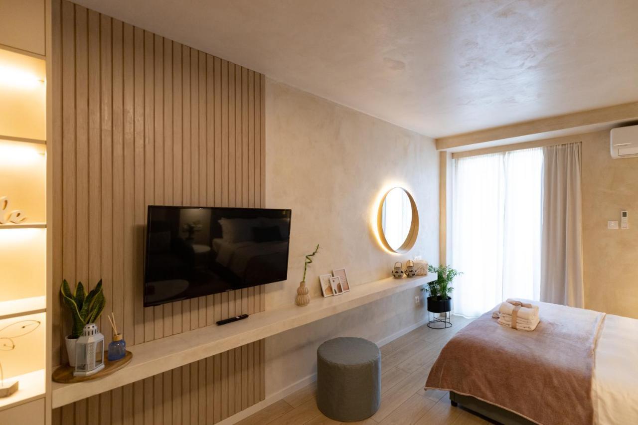 Apo-Zachari Elegant Apartment Lárisa Eksteriør bilde
